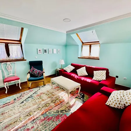 Camin De La Plaza * Carrena de Cabrales